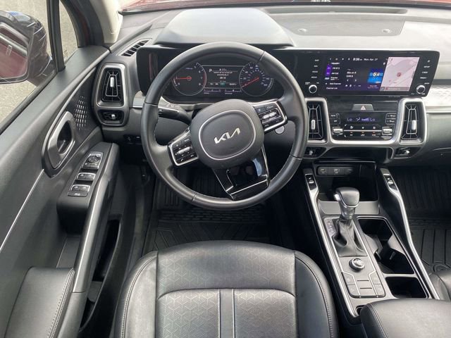 Used 2022 Kia Sorento S FWD image 13