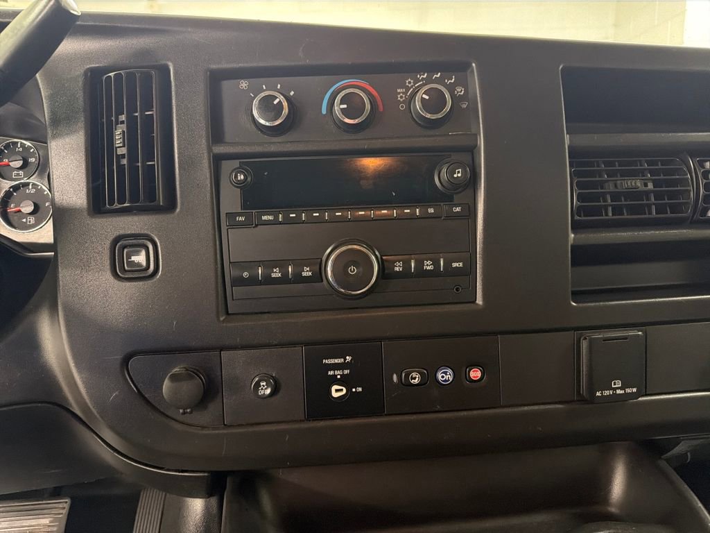 Used 2019 Chevrolet Express 3500 LS image 22