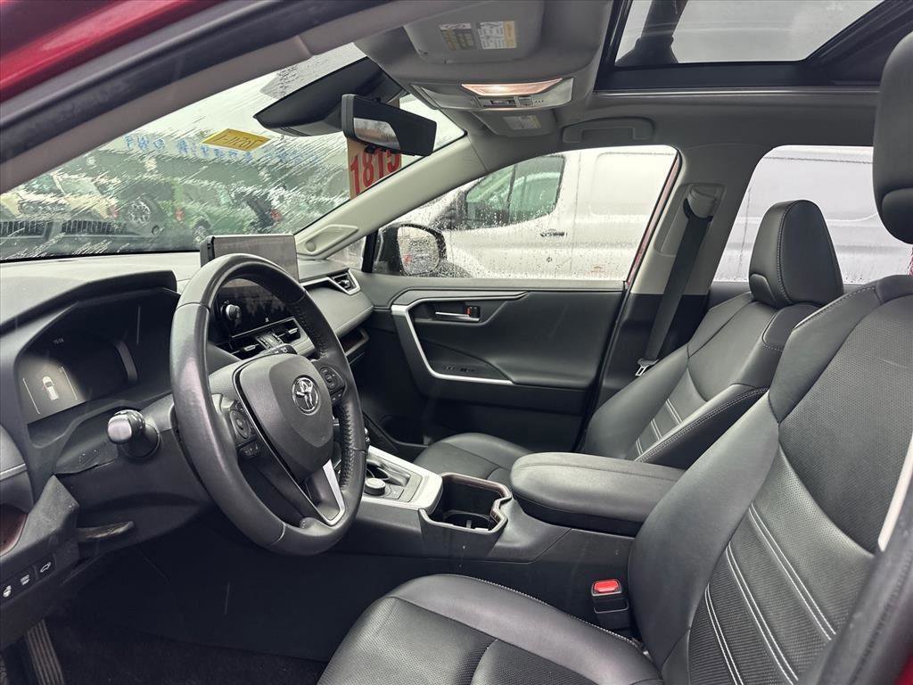 Used 2023 Toyota RAV4 Limited image 3