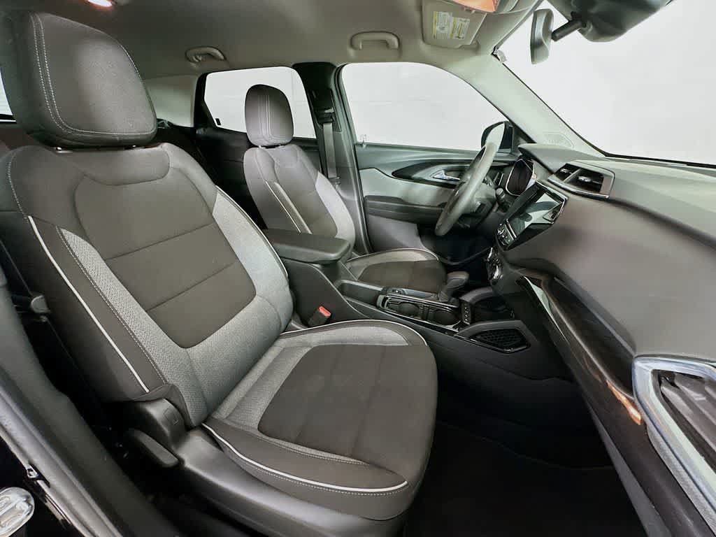 Used 2023 Chevrolet TrailBlazer LT w/ Convenience Package FWD image 14
