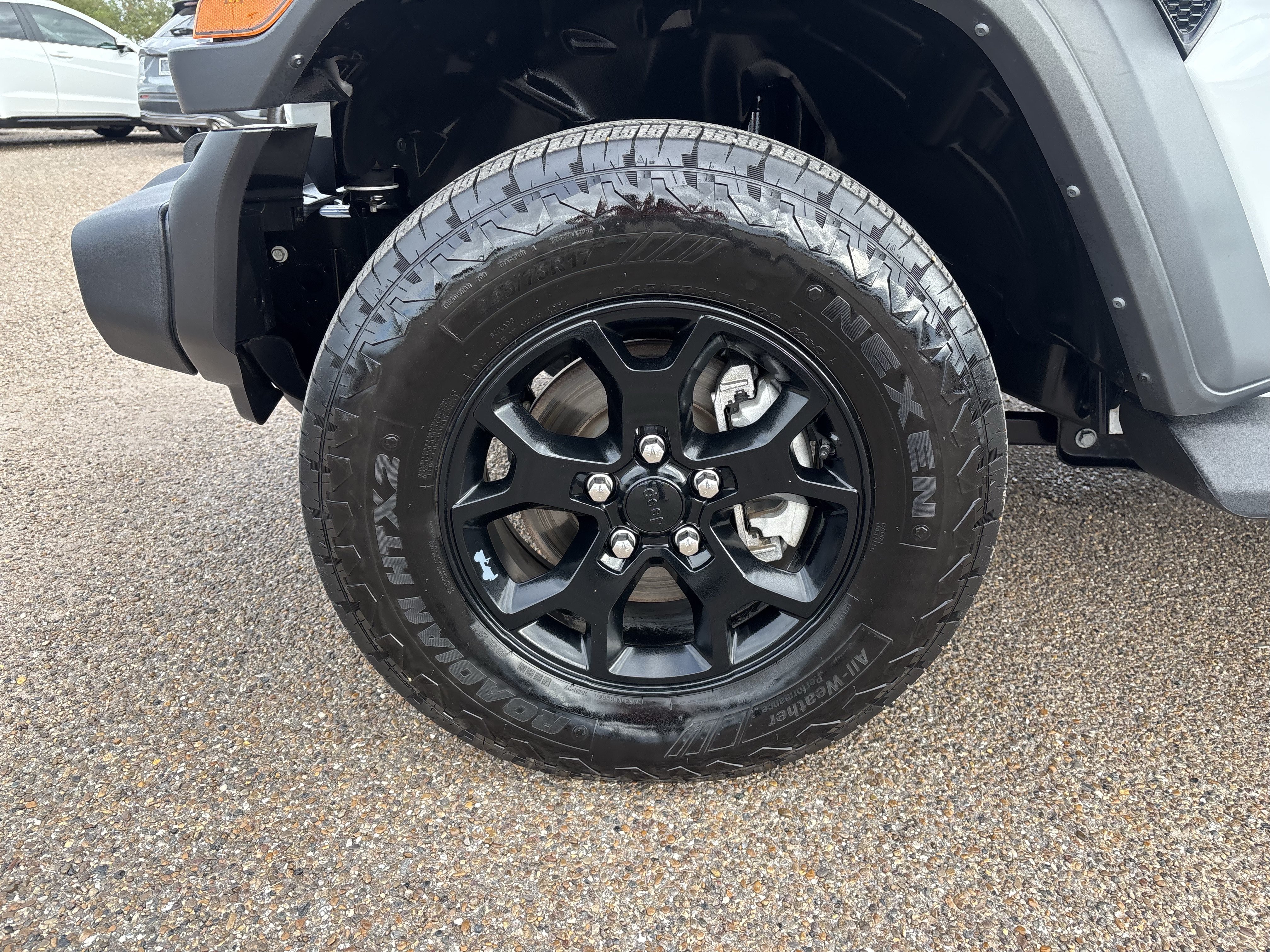 Used 2025 Jeep Wrangler Unlimited Sport AWD/4WD image 8