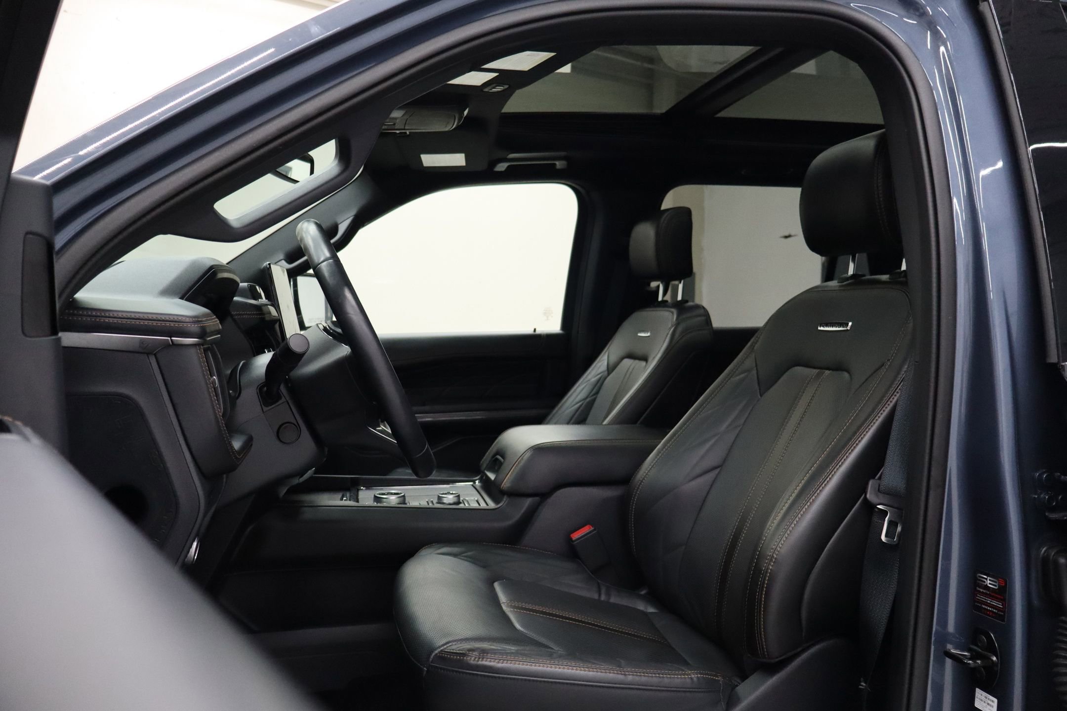 Certified 2022 Ford Expedition Max Platinum AWD/4WD image 13