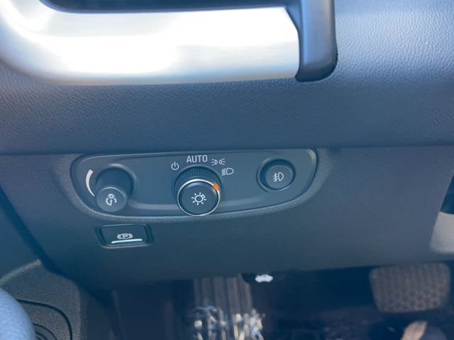 Used 2021 GMC Terrain SLT w/ Infotainment Package II AWD/4WD image 21