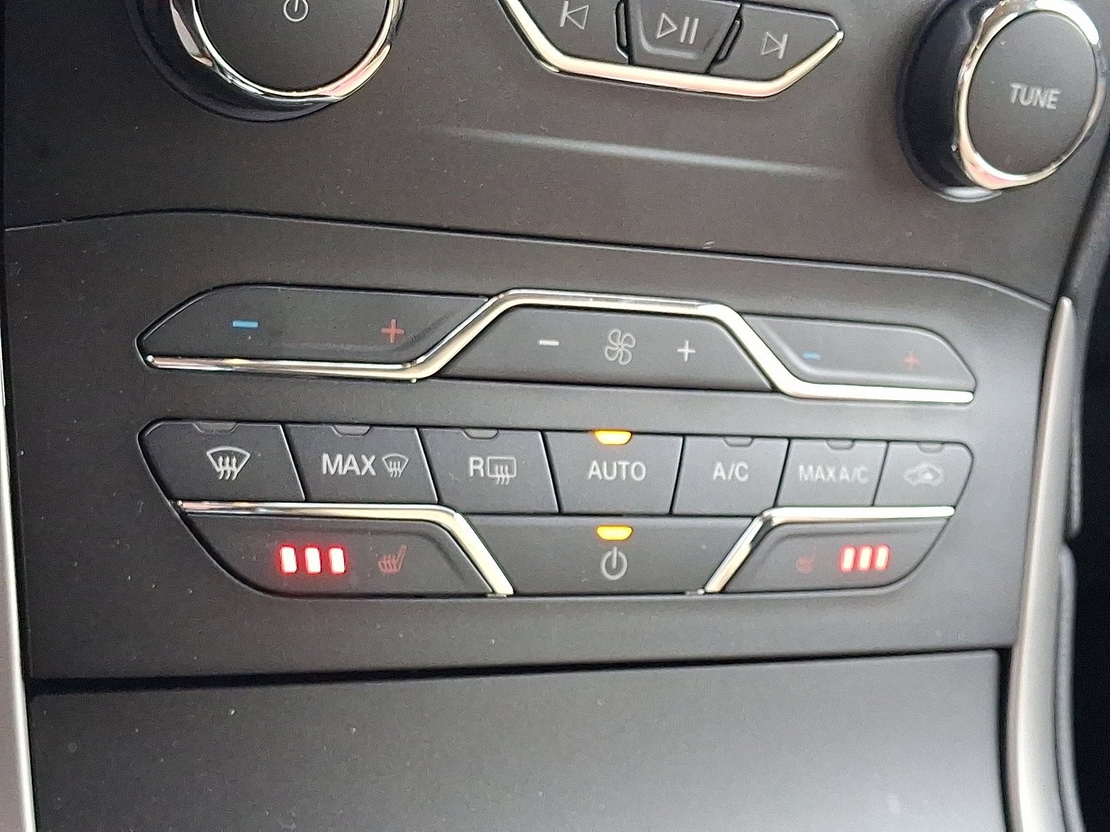 Certified 2019 Ford Edge SEL w/ Equipment Group 201A image 19