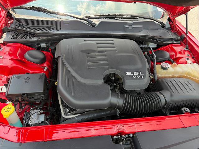 Used 2019 Dodge Challenger GT w/ Blacktop Package RWD image 20
