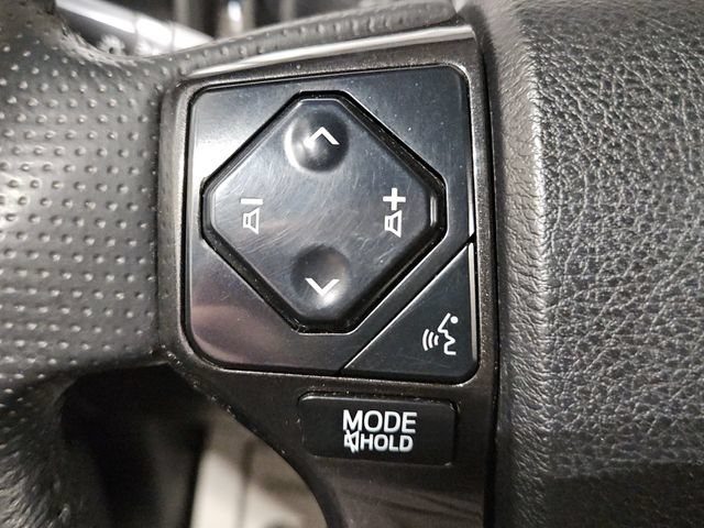 Used 2022 Toyota 4Runner TRD Off-Road Premium AWD/4WD image 32