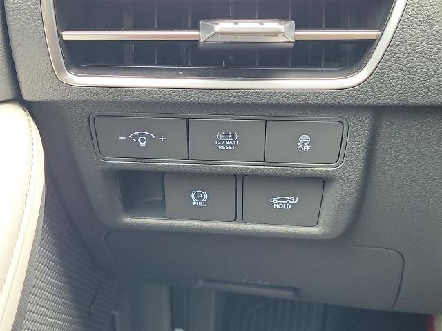 Used 2026 Hyundai Sonata Limited FWD image 23