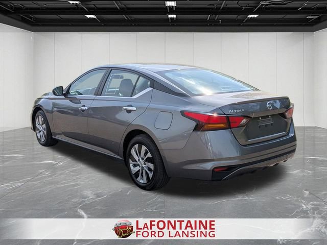 Used 2022 Nissan Altima 2.5 S FWD image 3