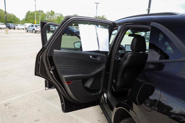 Certified 2023 Ford Escape ST-Line Select w/ Tech Pack #2 AWD/4WD image 23