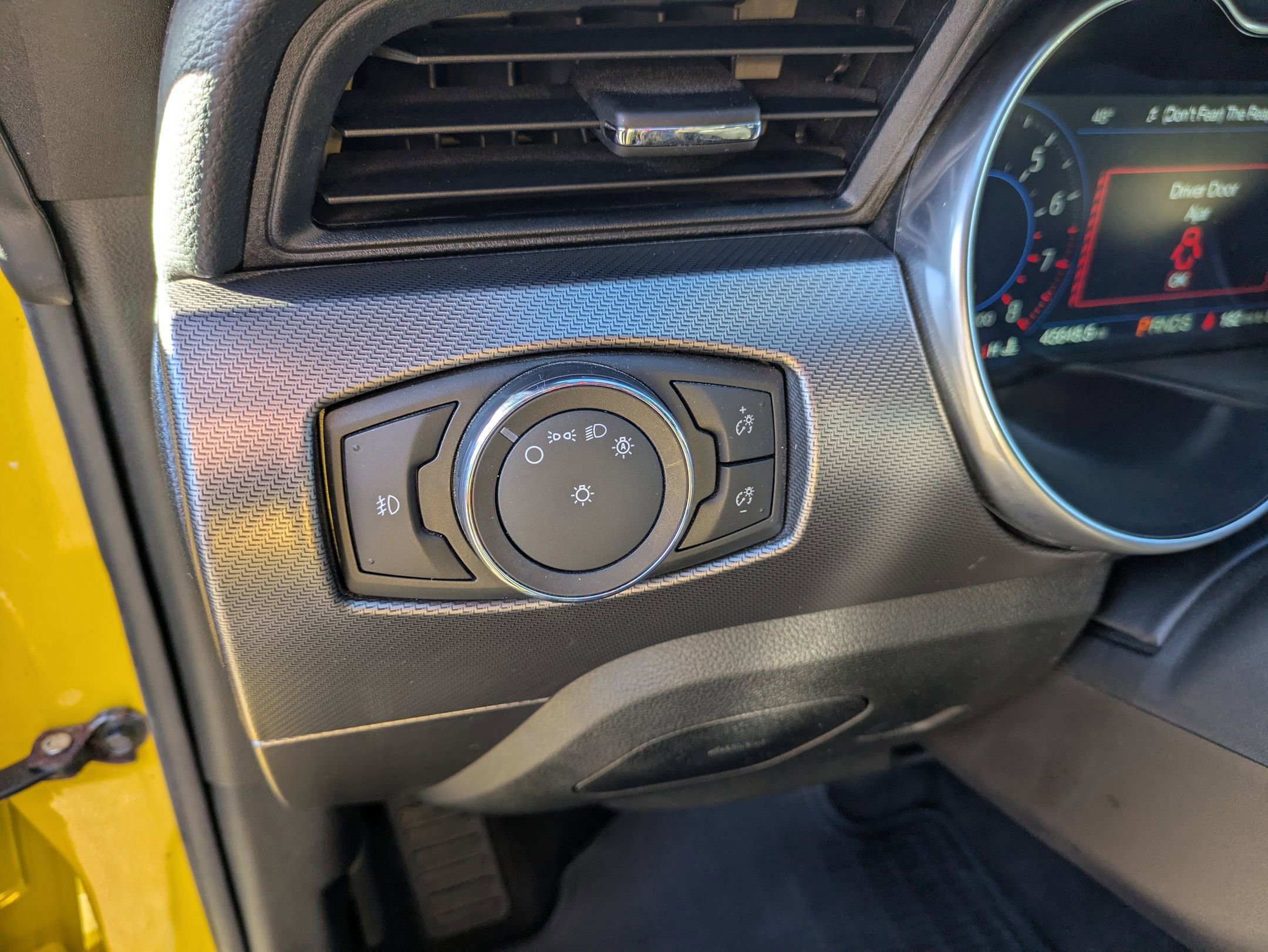 Certified 2018 Ford Mustang Premium w/ Equipment Group 201A image 18