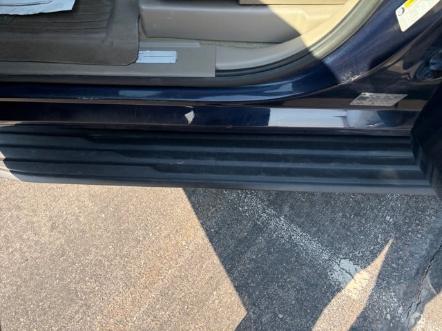 Used 2017 Chevrolet Suburban LT AWD/4WD image 30