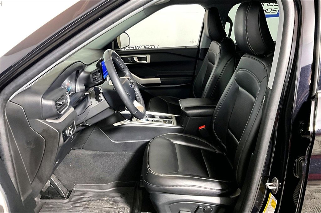 Certified 2024 Ford Explorer XLT w/ Equipment Group 202A image 20