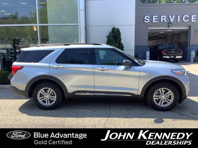 Certified 2023 Ford Explorer XLT w/ Equipment Group 202A AWD/4WD image 2