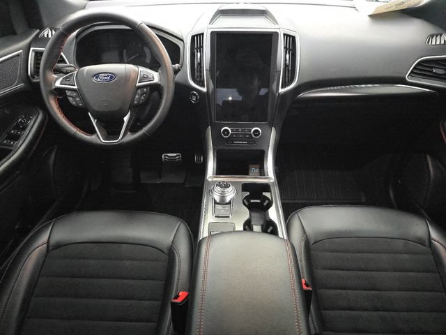 Certified 2024 Ford Edge ST-Line AWD/4WD image 19