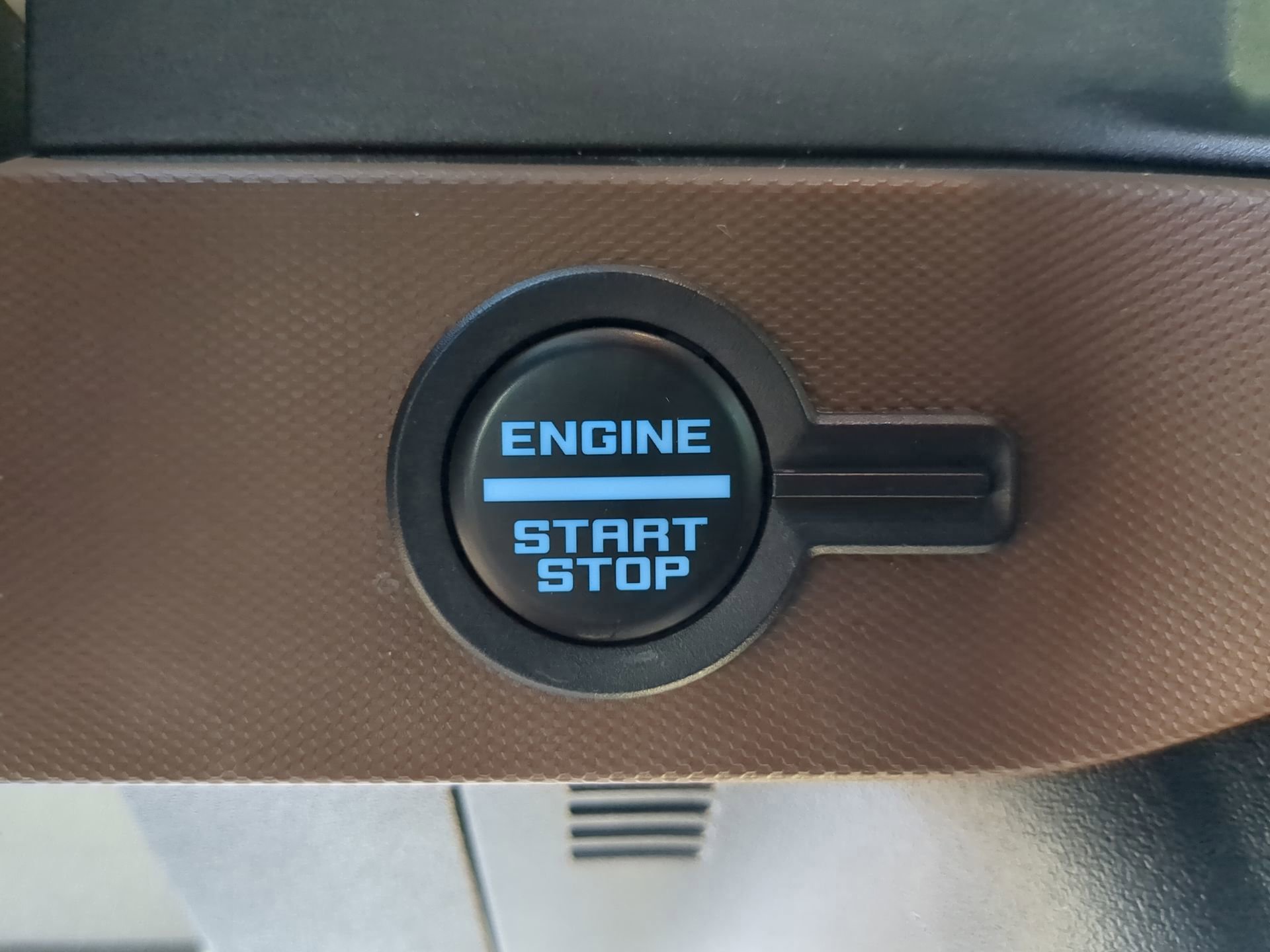 Certified 2024 Ford Bronco Outer Banks AWD/4WD image 62