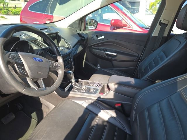 Certified 2017 Ford Escape SE w/ SE Leather Comfort Package image 8