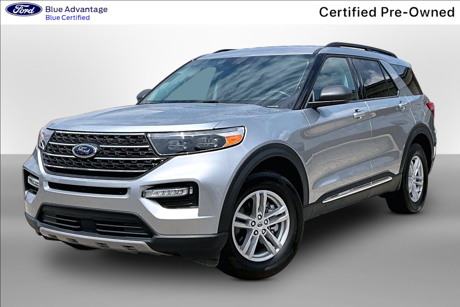 Certified 2024 Ford Explorer XLT w/ Equipment Group 202A AWD/4WD image 13