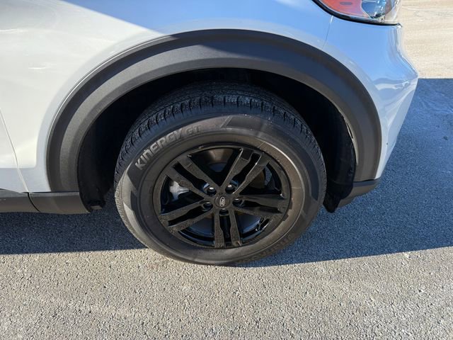 Certified 2022 Ford Explorer XLT w/ Equipment Group 202A image 29