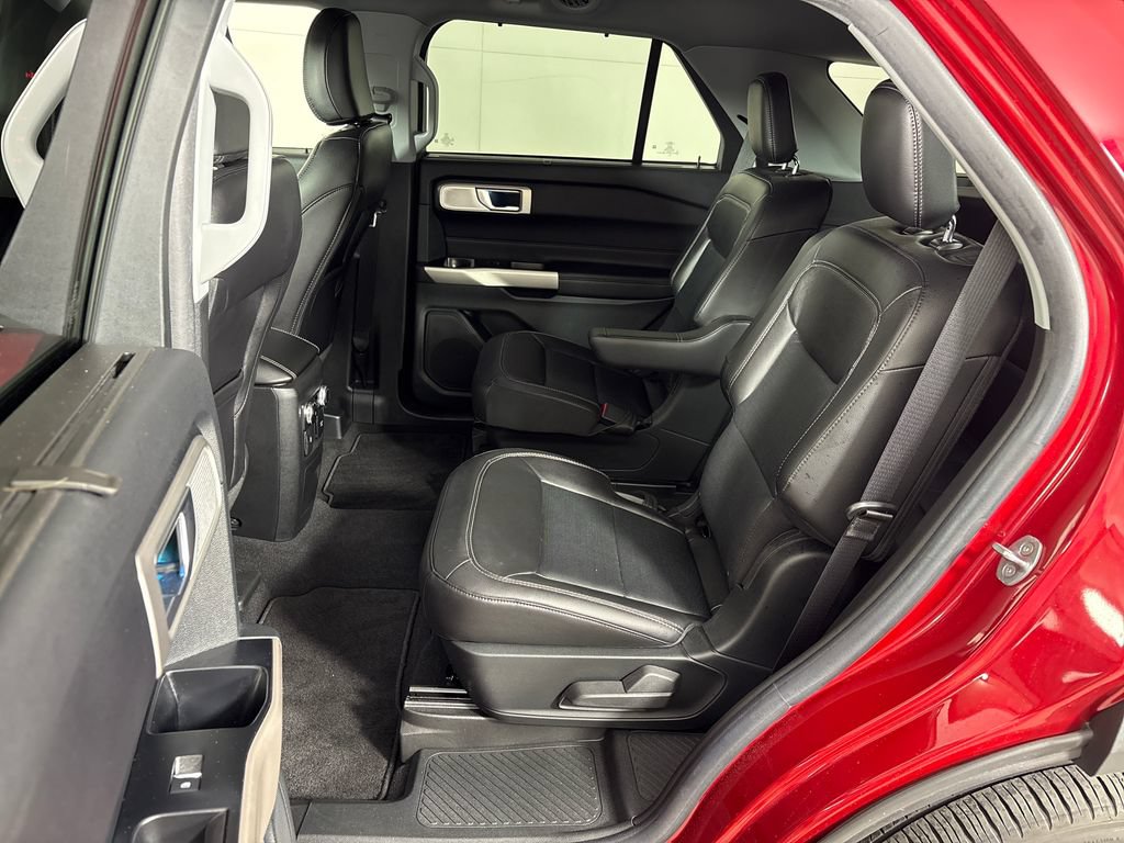 Certified 2023 Ford Explorer Limited w/ Limited Technology Package RWD image 32