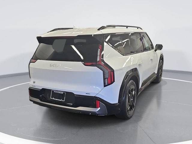 Used 2024 Kia EV9 GT-Line AWD/4WD image 3