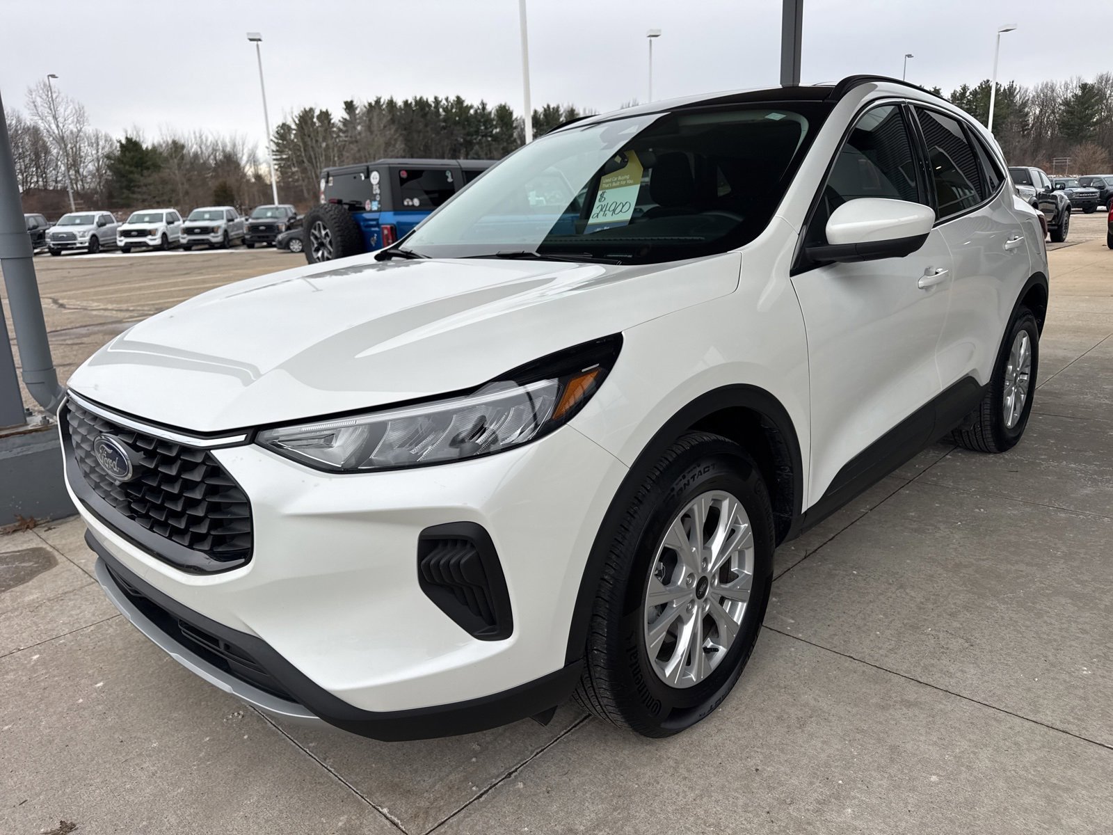 Certified 2023 Ford Escape Active w/ Tech Pack #2 image 10