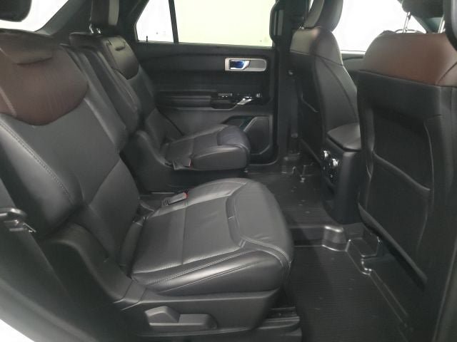 Certified 2021 Ford Explorer Platinum w/ Equipment Group 601A AWD/4WD image 8
