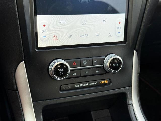 Certified 2024 Ford Edge ST-Line AWD/4WD image 19