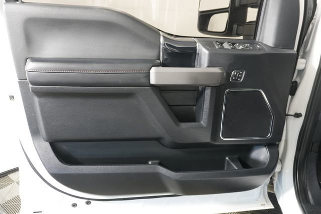 Certified 2020 Ford F250 Platinum w/ FX4 Off-Road Package image 23