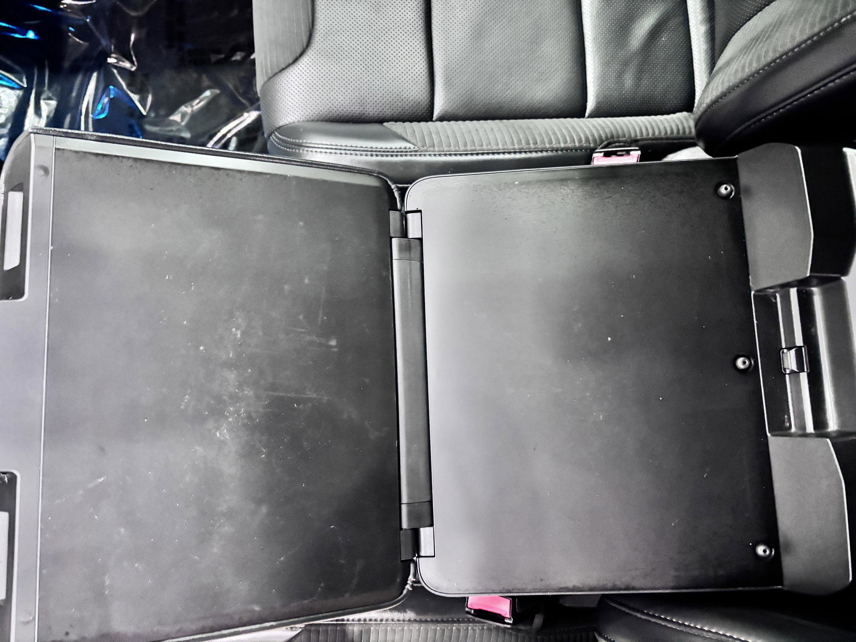 Certified 2022 Ford F150 Raptor w/ Equipment Group 801A High image 18