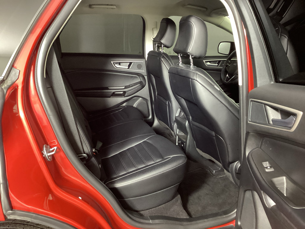 Certified 2024 Ford Edge SEL w/ Convenience Package AWD/4WD image 12