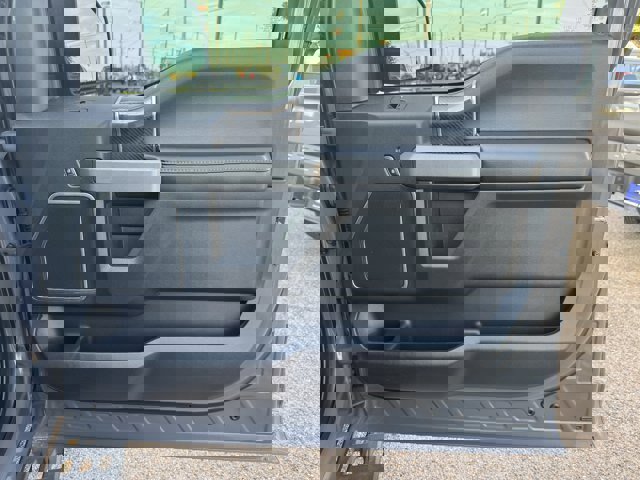 Certified 2018 Ford F150 Raptor w/ Equipment Group 802A Luxury image 28