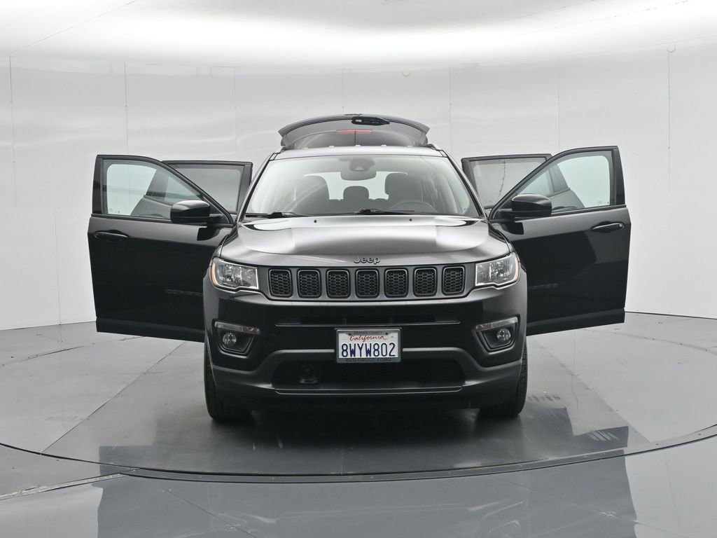 Used 2021 Jeep Compass Latitude image 34
