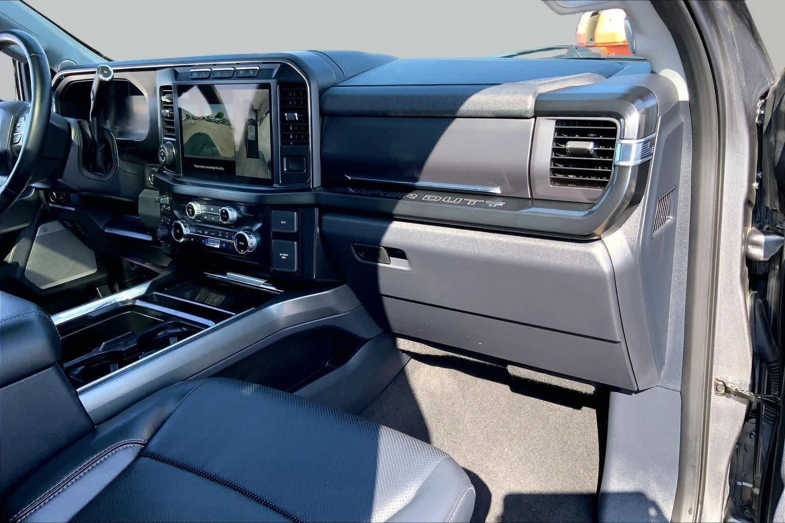 Certified 2023 Ford F250 Lariat w/ Lariat Ultimate Package AWD/4WD image 18