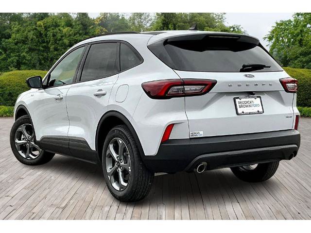 Certified 2025 Ford Escape ST-Line AWD/4WD image 2