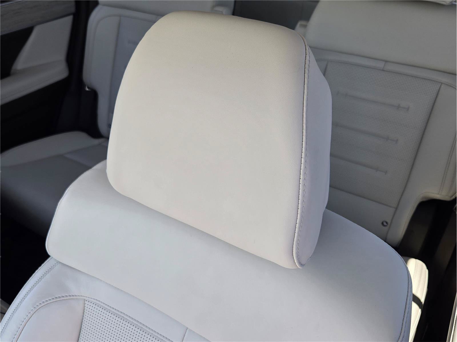 Used 2025 Hyundai Santa Fe Calligraphy FWD image 22