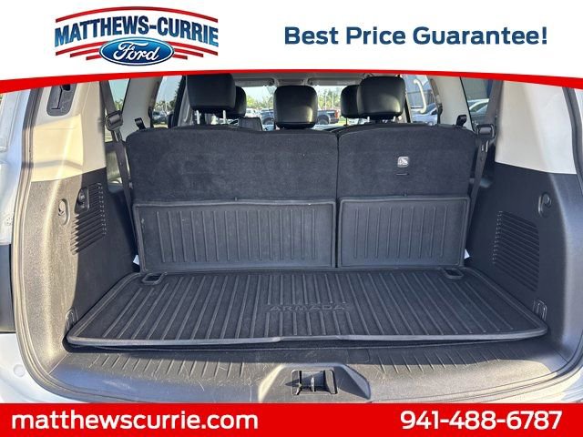 Used 2021 Nissan Armada SV w/ SV Appearance Package image 13