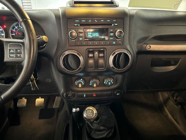 Used 2017 Jeep Wrangler Sport w/ Quick Order Package 23S AWD/4WD image 19