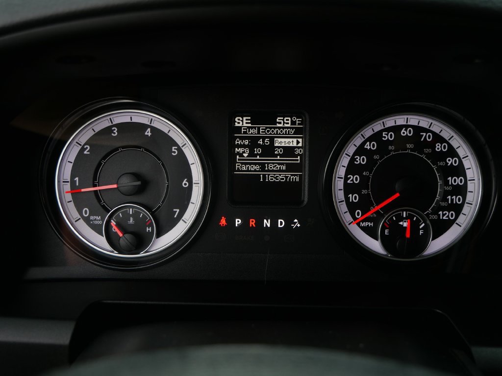 Used 2018 RAM 2500 Tradesman w/ Chrome Appearance Group AWD/4WD image 31
