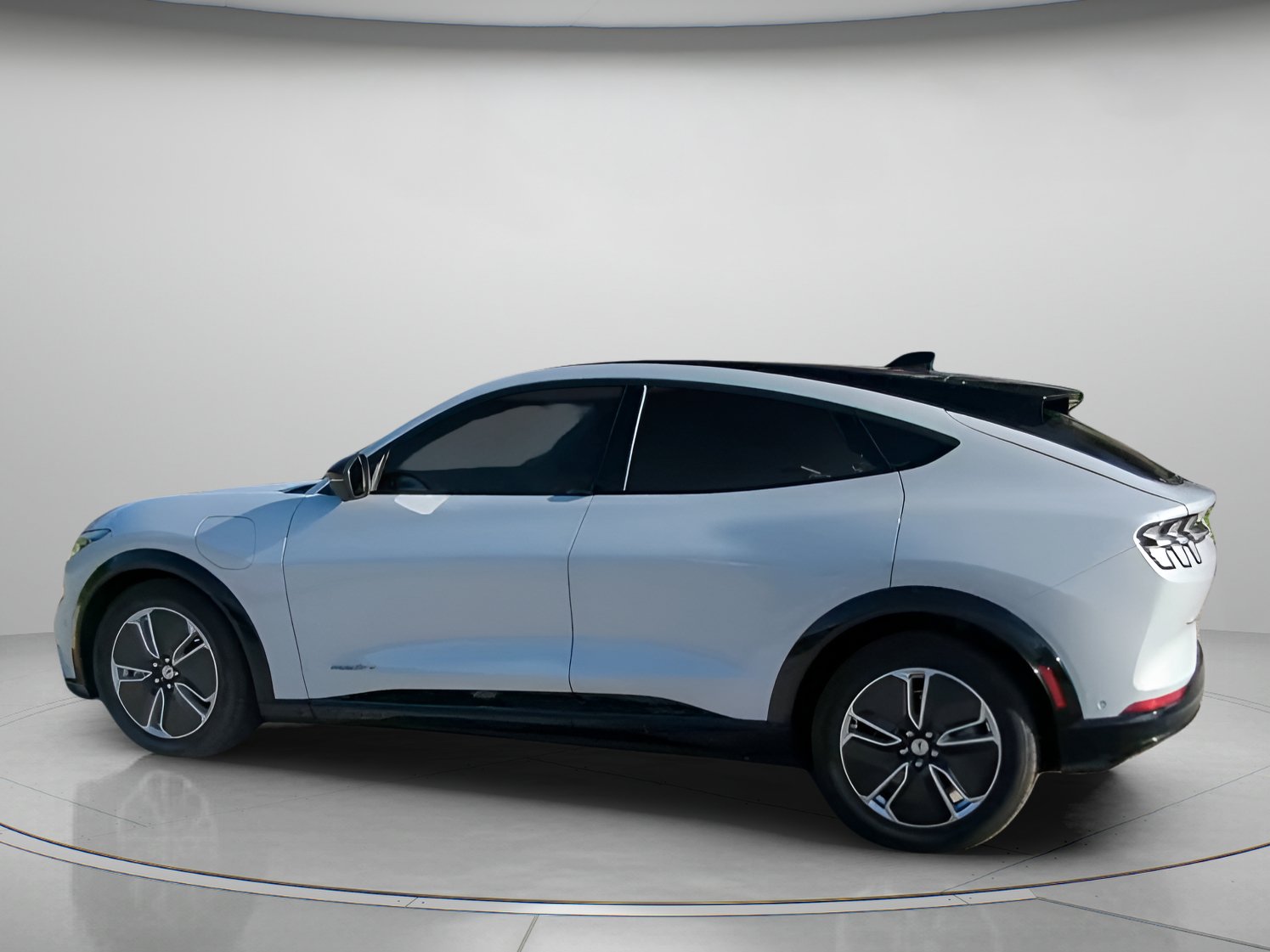 Certified 2023 Ford Mustang Mach-E Premium RWD image 18