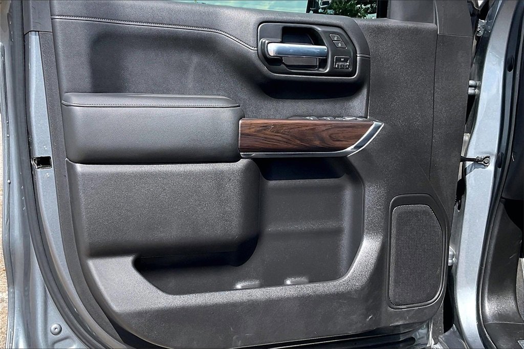 Used 2020 GMC Sierra 1500 SLT image 17