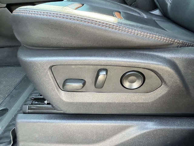 Used 2024 GMC Sierra 2500 AT4 w/ AT4 Premium Plus Package AWD/4WD image 24
