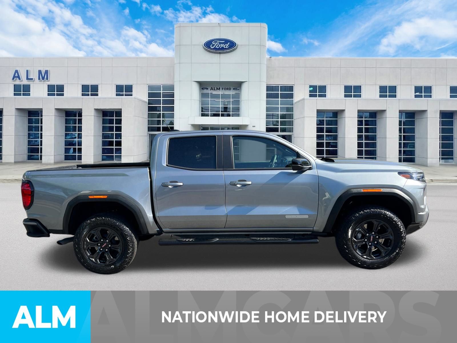 Used 2025 GMC Canyon Elevation RWD image 4