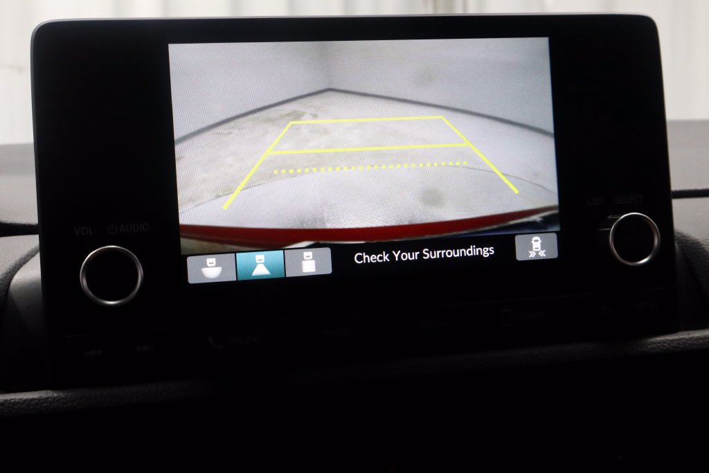Used 2024 Honda CR-V Sport image 2