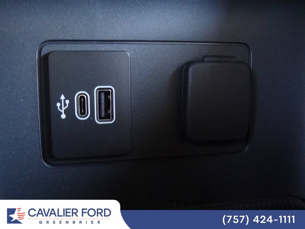Certified 2026 Ford Explorer Active w/ Active Comfort Package AWD/4WD image 35