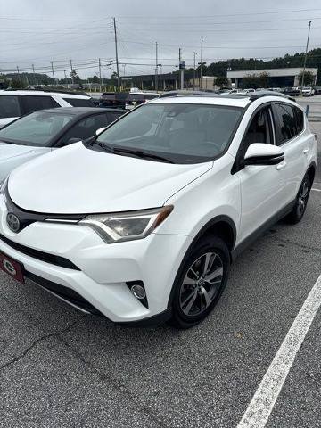 Used 2017 Toyota RAV4 XLE FWD image 2
