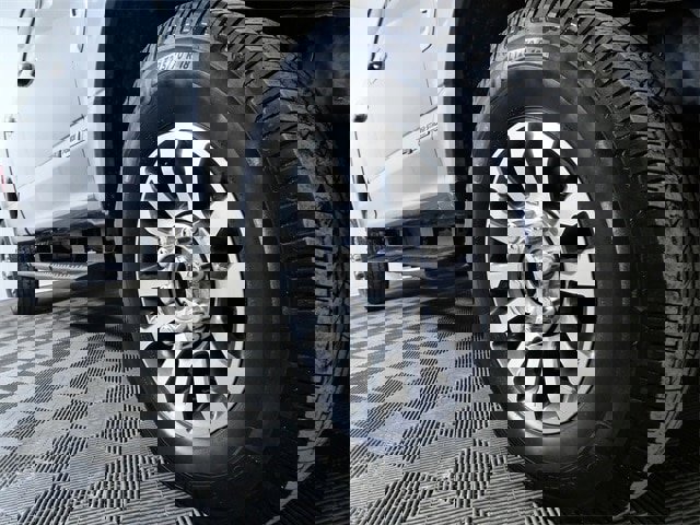 Certified 2022 Ford F350 Lariat w/ Lariat Ultimate Package image 2