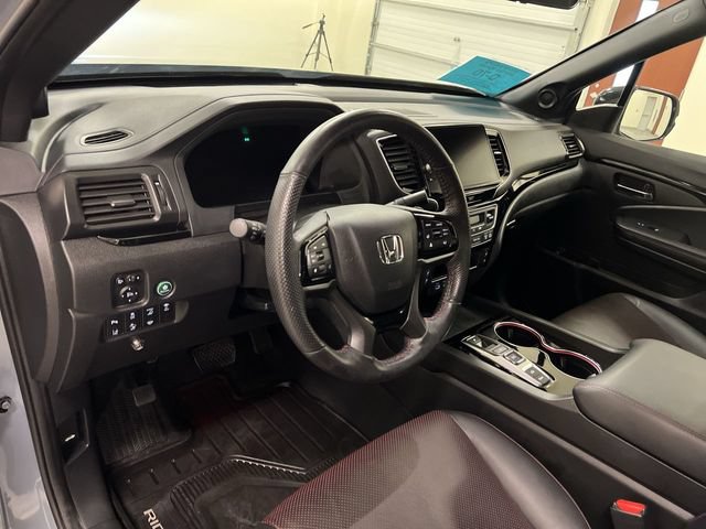Used 2024 Honda Ridgeline Black Edition image 12