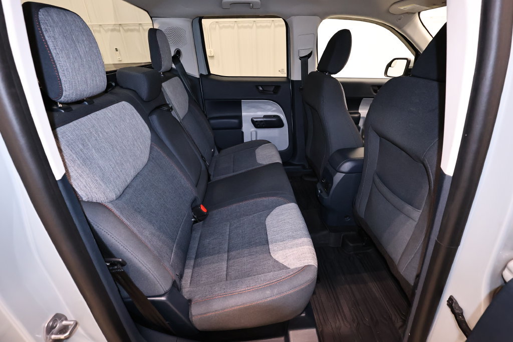 Certified 2022 Ford Maverick XLT w/ XLT Luxury Package FWD image 18
