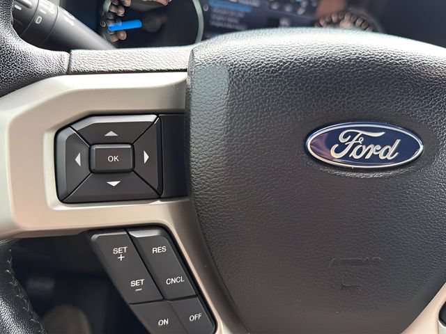 Certified 2017 Ford F150 Lariat w/ Equipment Group 502A Luxury AWD/4WD image 20