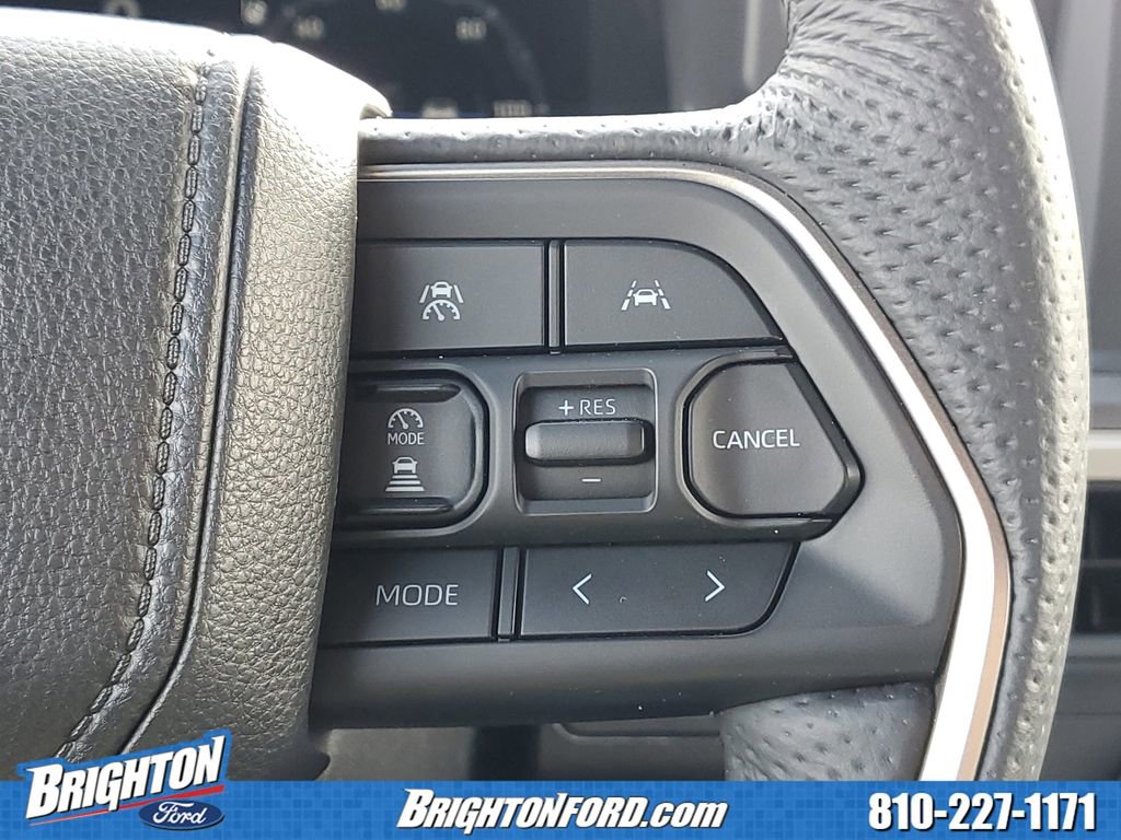Used 2025 Toyota Tacoma TRD Sport image 18